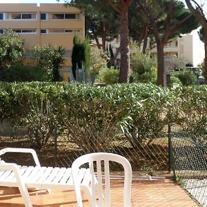 Appartement T2 Les Mimosas, La Faviere à 5 Mn à Pieds De La, Bormes-les-Mimosas